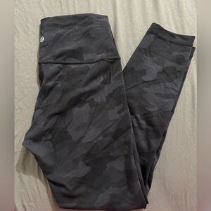 Lululemon Wunder Train size 8
